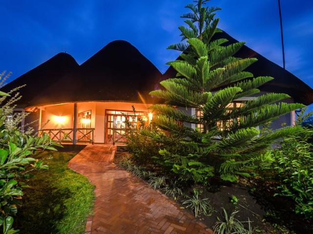 EMBURARA FARM LODGE