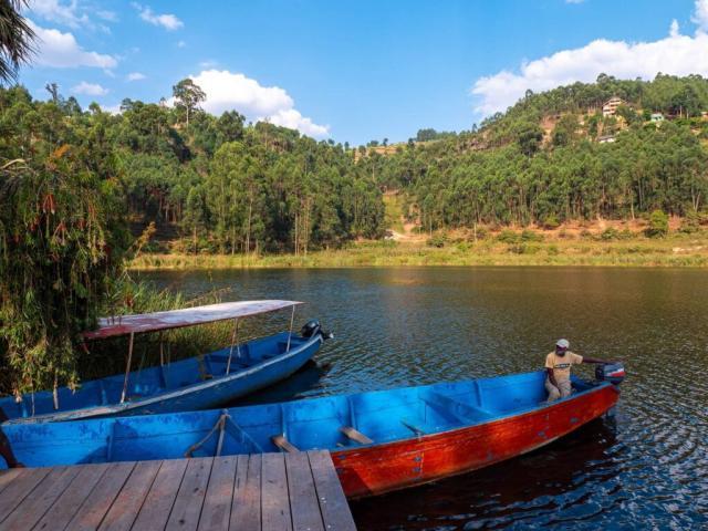 LAKE BUNYONYI
