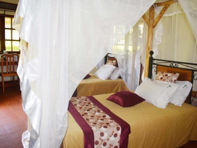 KIBALE GUEST COTTAGES