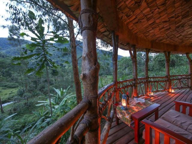 MAHOGANY SPRINGS LODGE